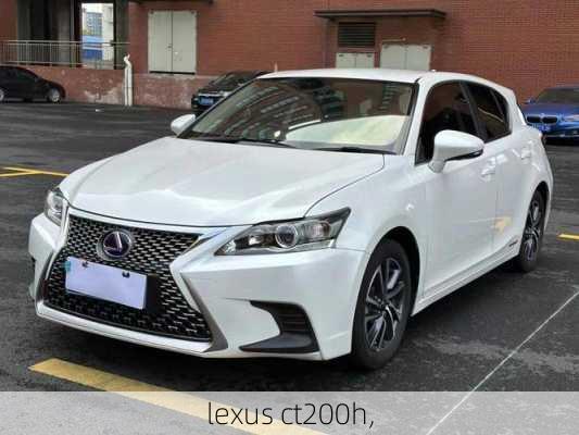 lexus ct200h,